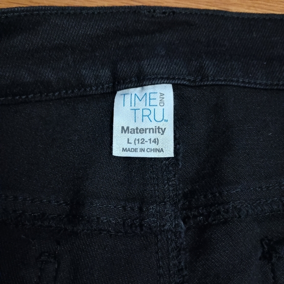 NWT Time and Tru Black Comfort Stretch Maternity Bermuda Shorts Large 12- 14 - Picture 7 of 14